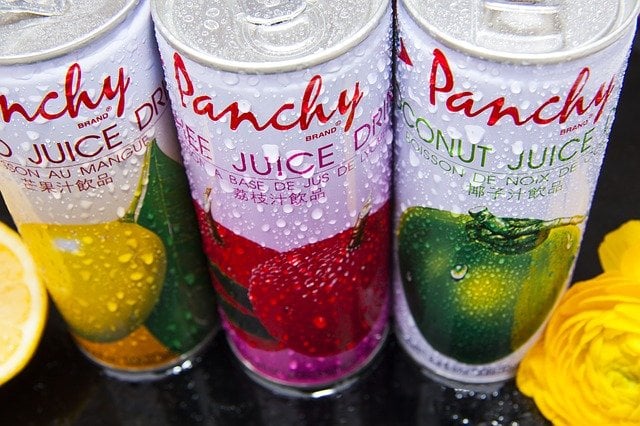 boîtes de jus de fruits