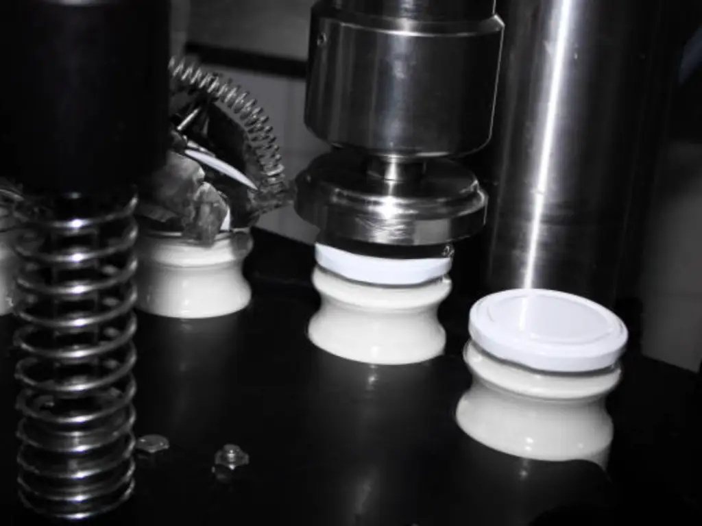 induction sealing machine